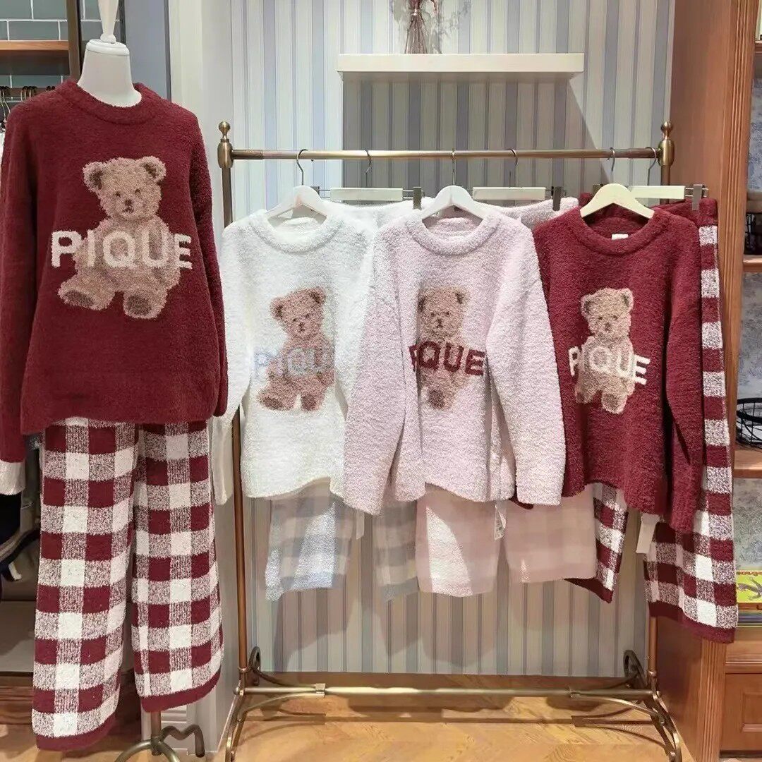 秋冬新品可爱卡通小熊软绵绵加厚女士家居服睡衣套装亲子款