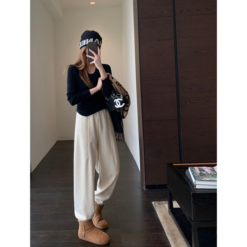 AMR UU◆一条过冬 含羊毛加厚绒保暖直筒束脚裤休闲卫裤女秋冬新