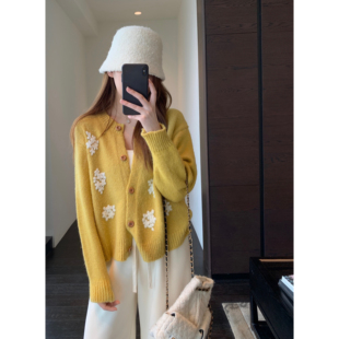 重工立体绣花慵懒风显瘦开衫 颜色好美 外套女毛衣秋冬新 AMR