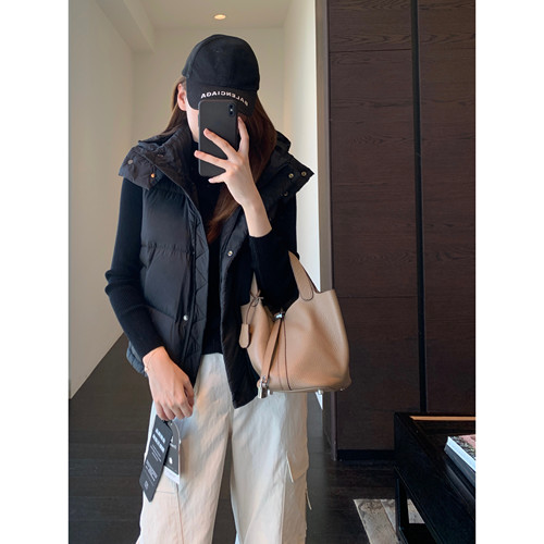 AMR UU◆柜上2000+lu家四格羽绒马甲短款连帽羽绒服女外套秋冬新