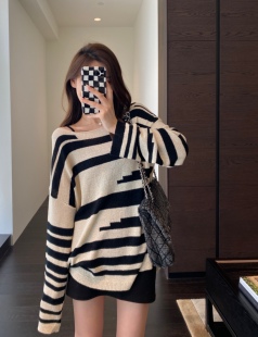 慵懒时髦男友风大毛衣宽松条纹衫 纸片人 女毛衣秋新 AMR