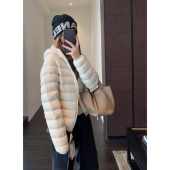 火爆款 AMR ～高端90白鸭绒轻薄短连帽排骨羽绒服女2025新秋冬