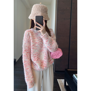 秋冬新款 AMR 软糯舒适保暖毛绒厚套头毛衣女针织衫 温柔减龄