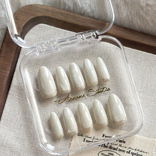 Aomame珍珠白猫眼凉白开穿戴甲纯色金边装饰美甲甲片