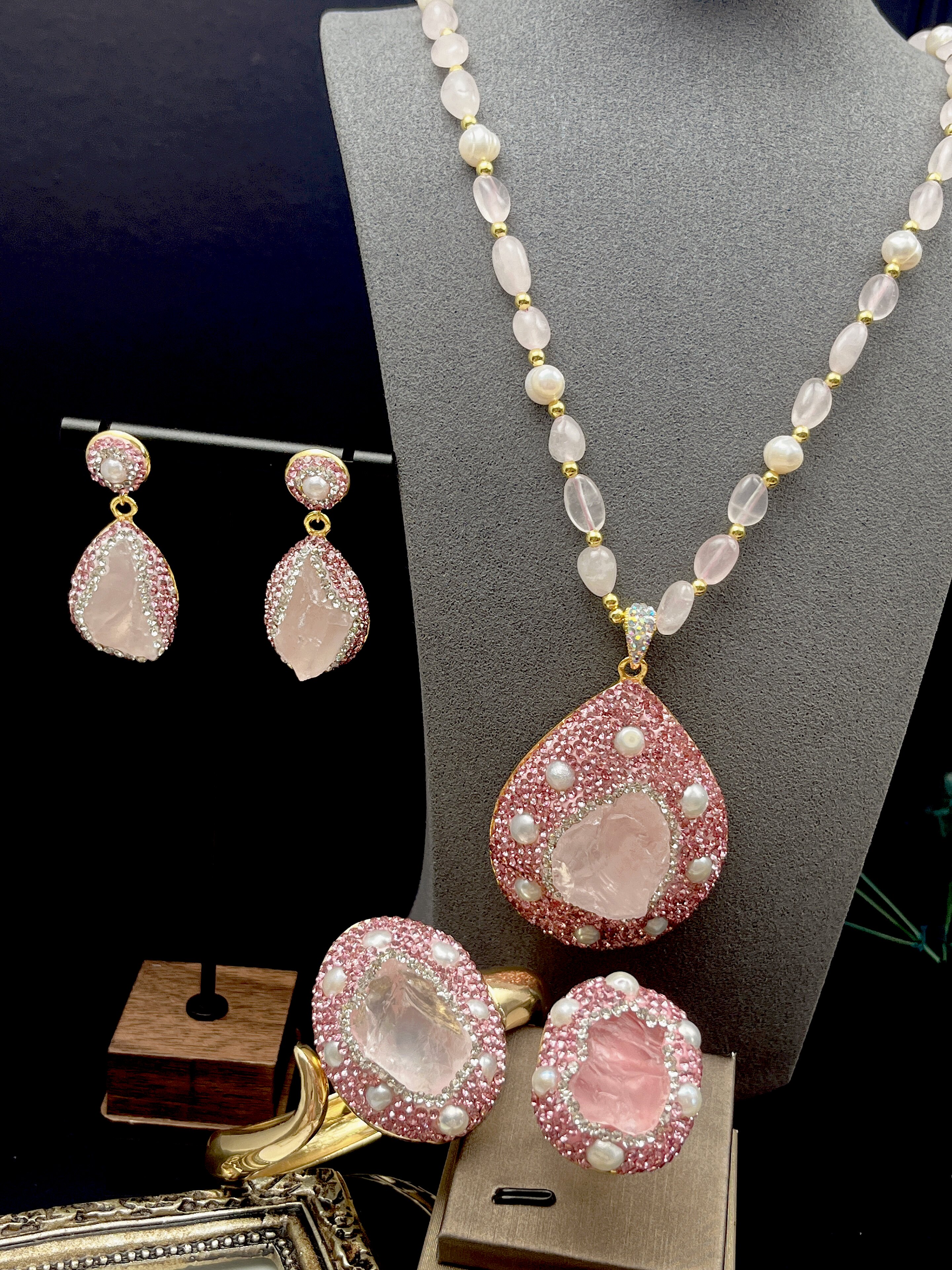 天然粉晶原石原矿镶嵌时尚个性紫水晶手工镶嵌手镯长款项链