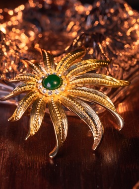 欧美外贸  莫奈罕见早年书册款素金手烧琉璃复古时尚胸花耳夹套装