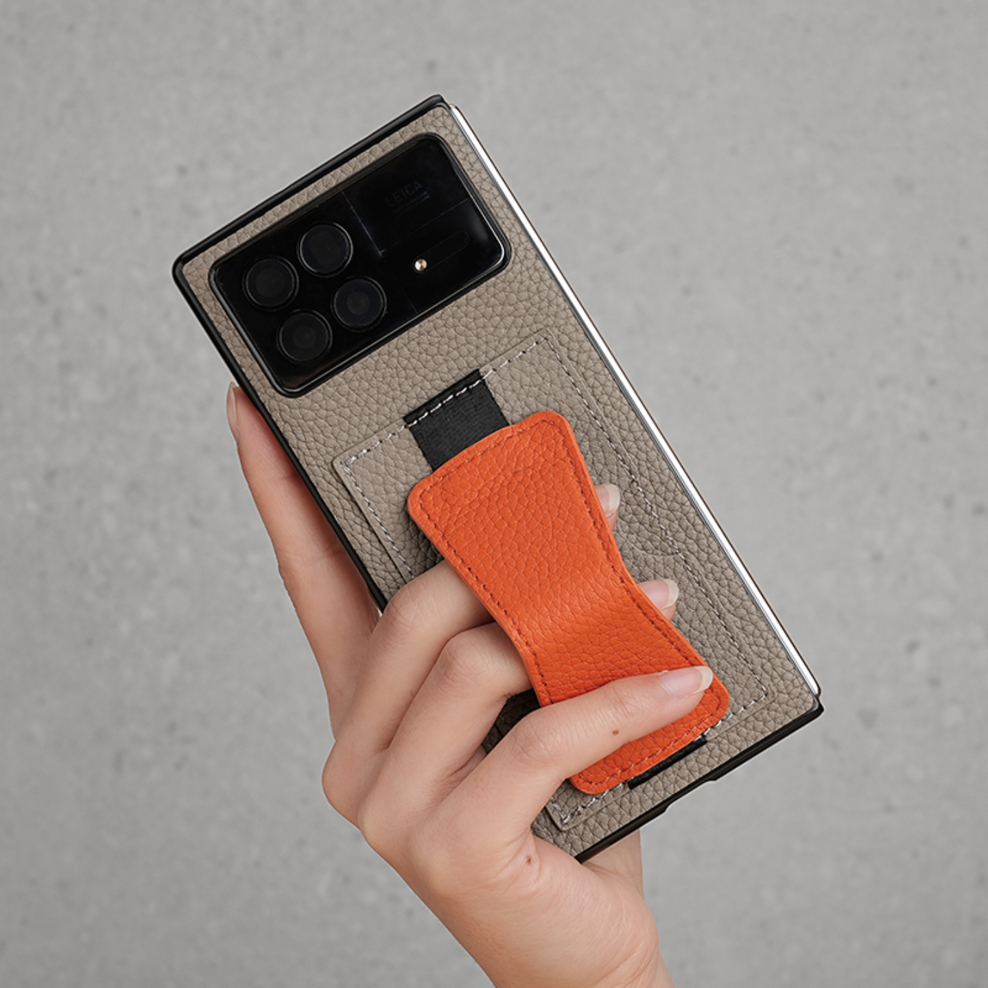 适用于小米Fold4手机壳带支架