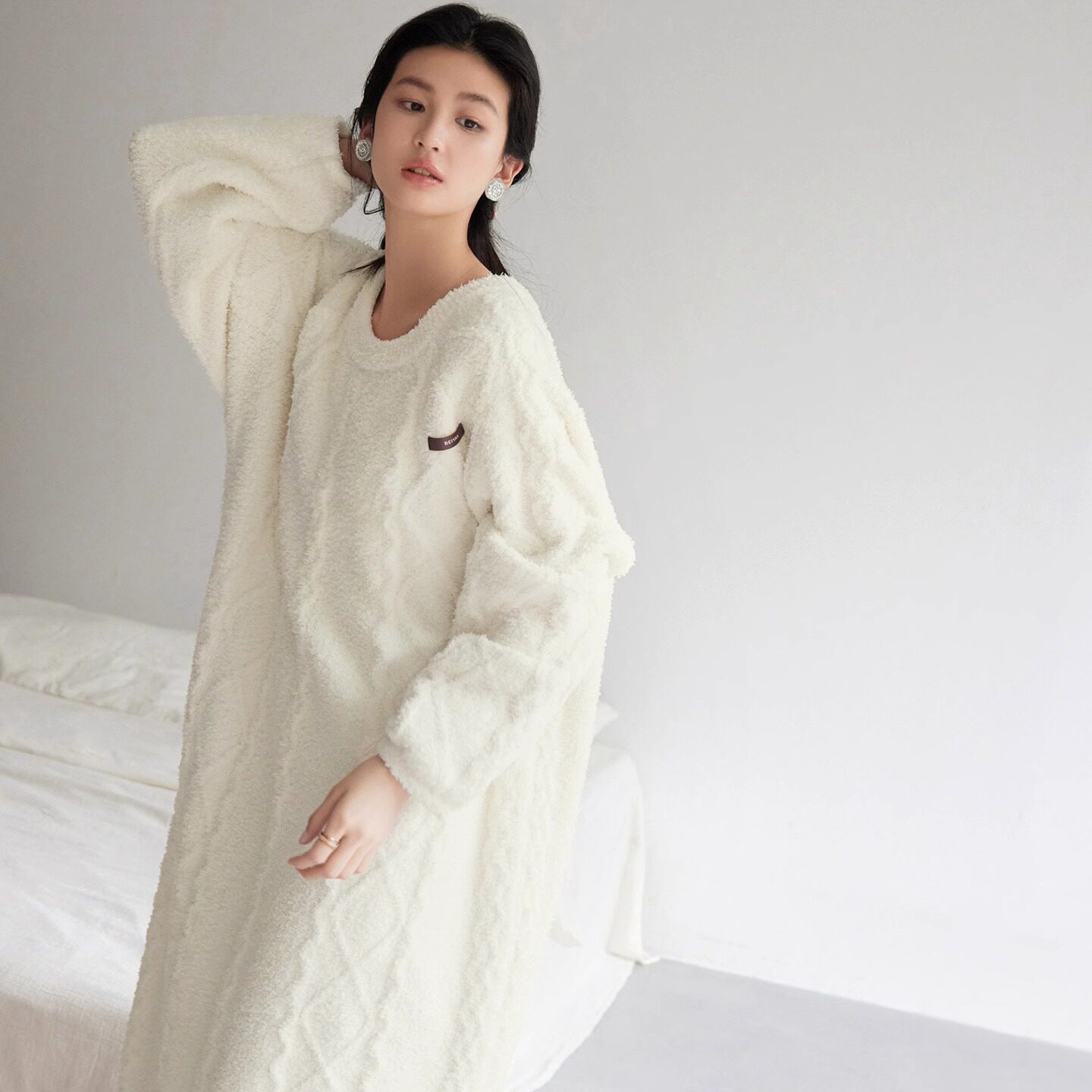 贝妍珊瑚绒睡衣女冬季新款保暖半边绒宽松睡裙甜美温柔少女连衣裙