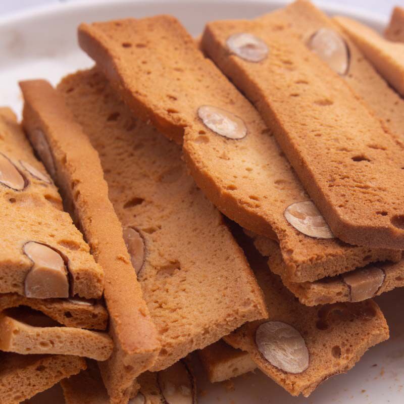 无油杏仁脆脆饼干脆片手工网红零食薄脆点心健康无添剂休闲磨牙加