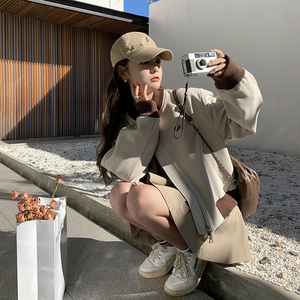 美式复古白色棒球服短外套女2023春季新款韩版小个子炸街洋气上衣图片