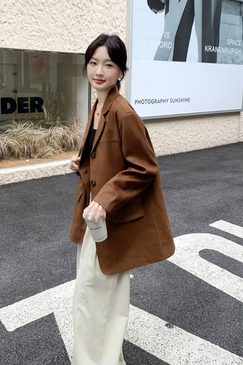 美拉德西装外套女早秋2025新款气质名媛高级感麂皮绒休闲正肩西服,女装皮衣,浙宝168