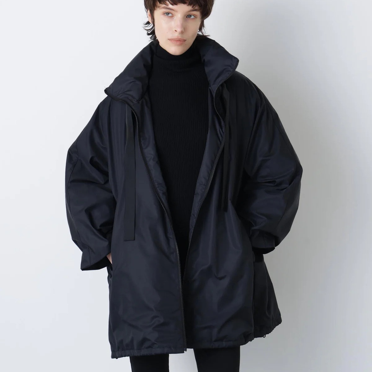 侧拉链可调节防风收口温暖羽绒服