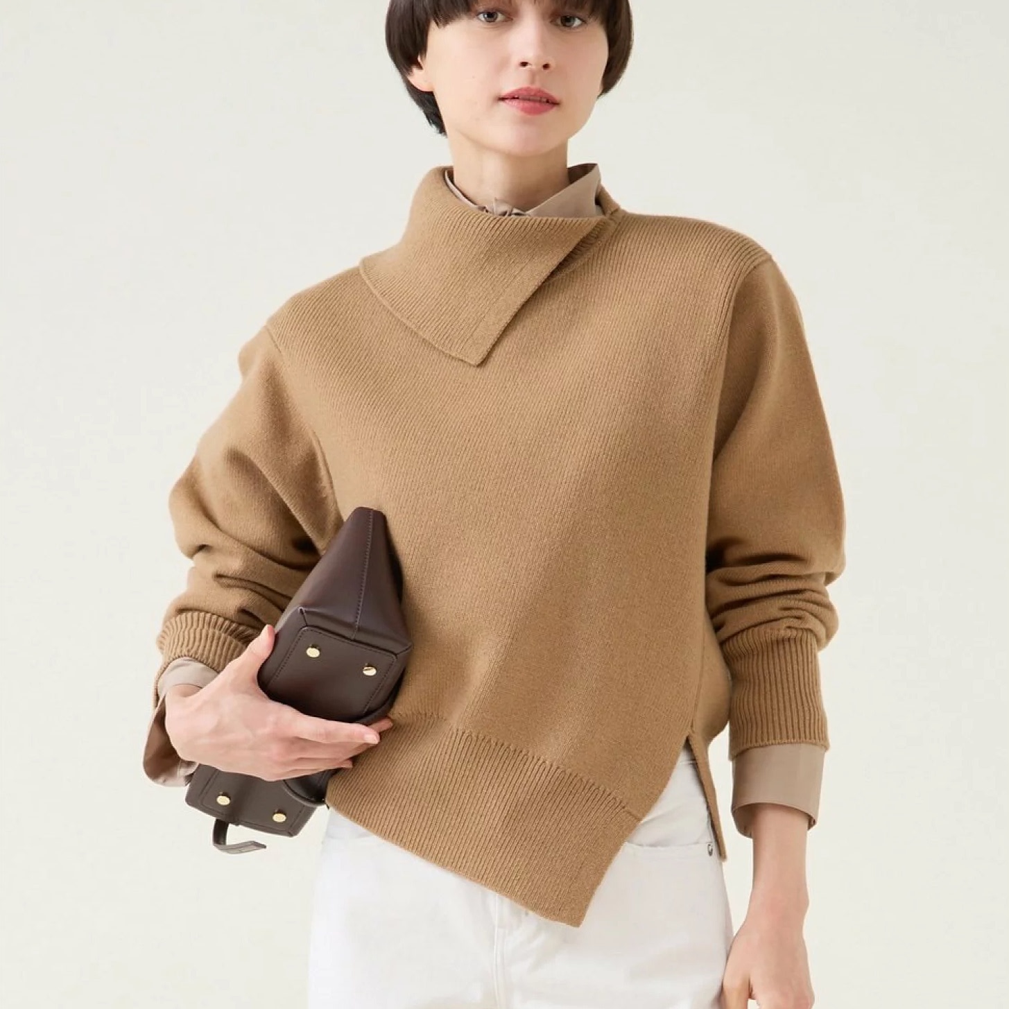 精心设计不对成优雅翻领羊毛套衫