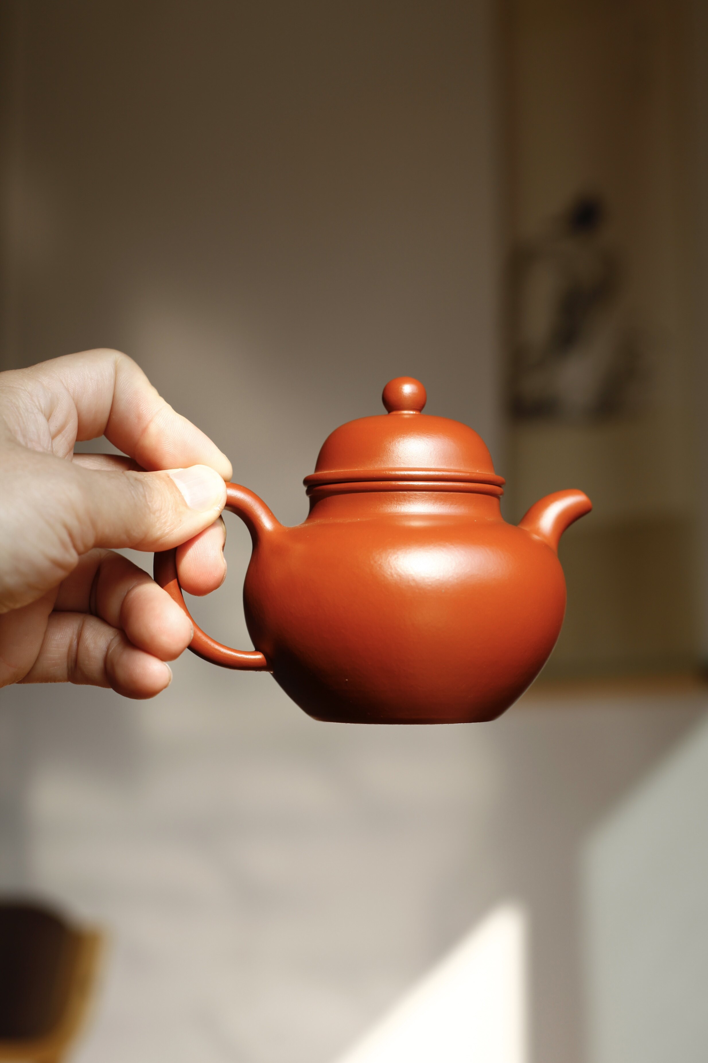 全手工朱泥紫砂壶多球壶 体型圆润饱满且有张力 底款蒋燕微制