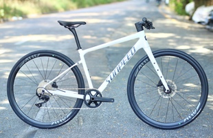 速比特开普勒Pro白色直把公路车