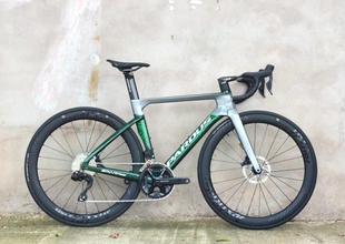 spark evo定制版。电变7170大套全碳纤维气动公路车