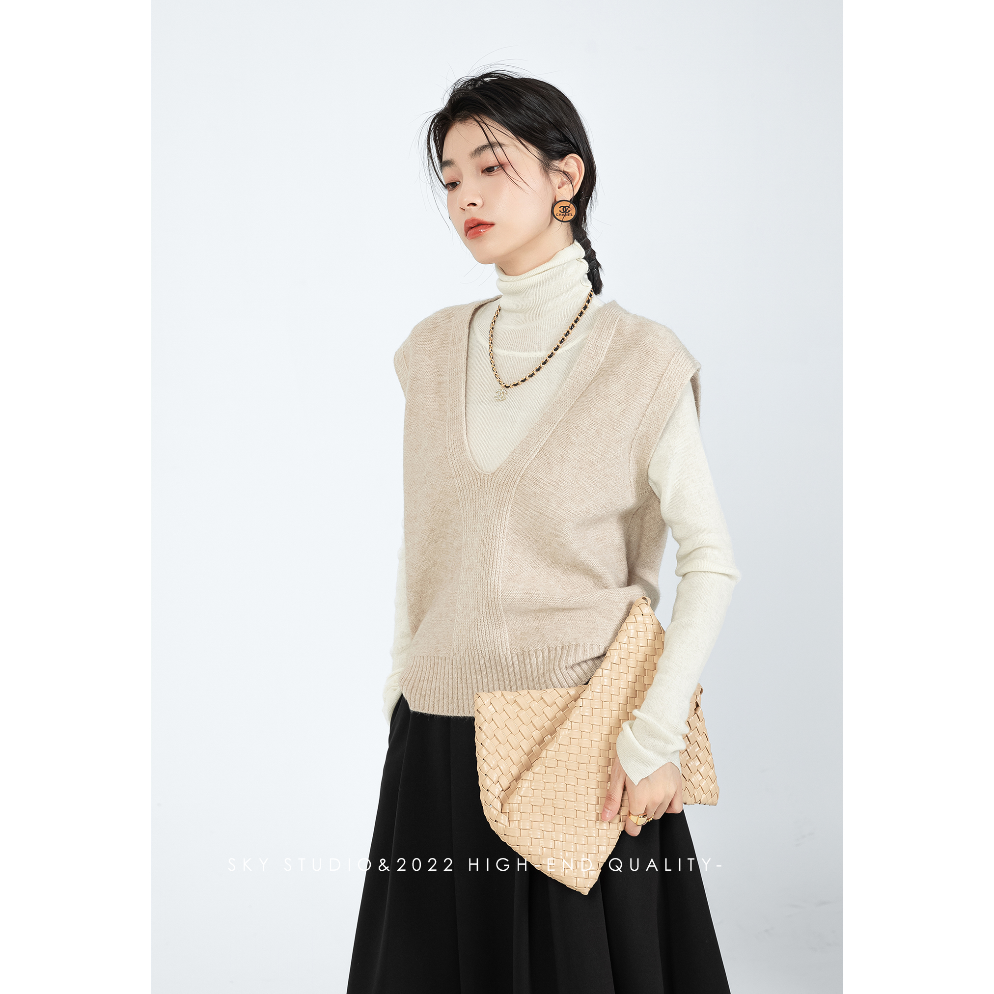 马甲咖色马甲休闲短款v领