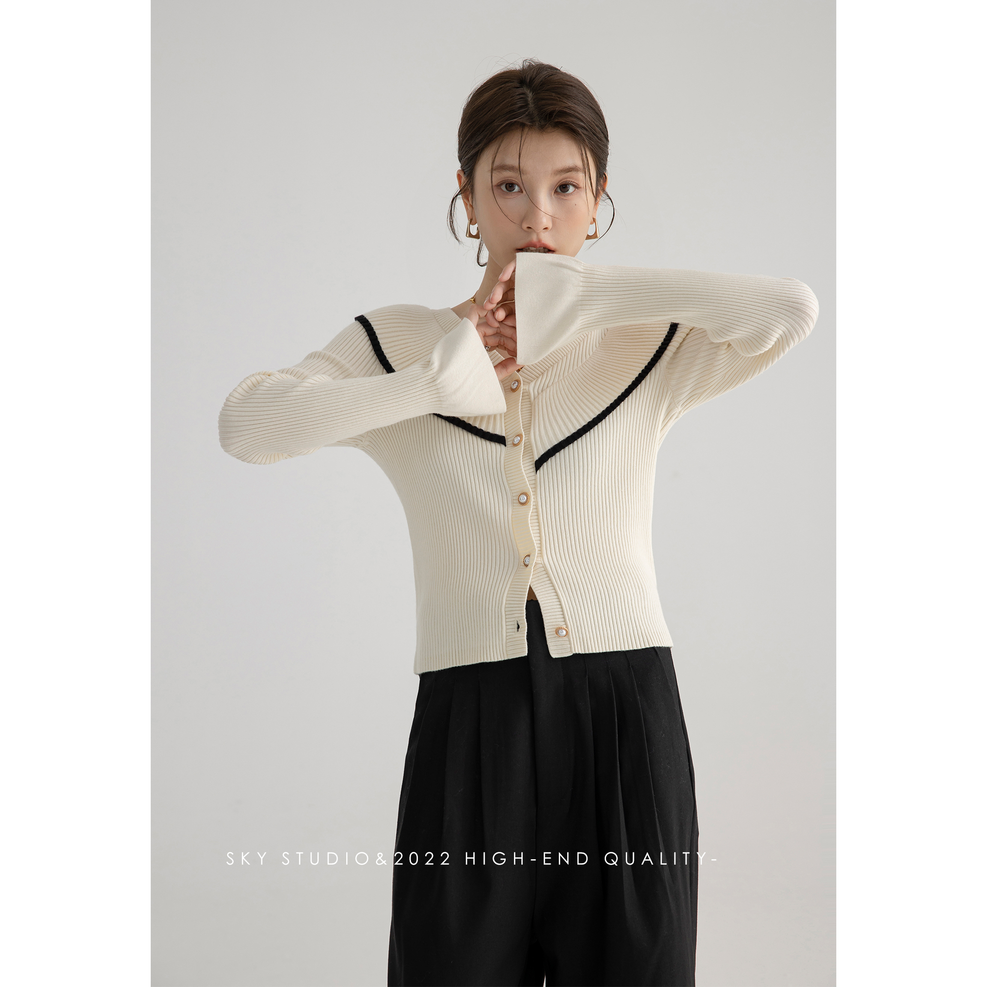 SKY荷叶边长袖针织开衫