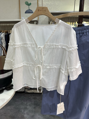At brunch2025夏季新款韩版显瘦设计款系带v领木耳边棉麻衬衫女