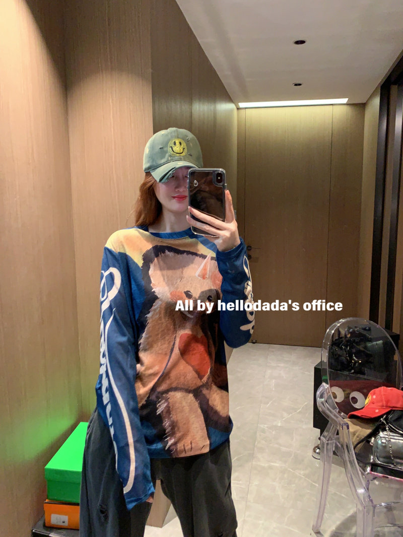 现货2025秋季新款显瘦凉爽宽松个性大片印花蓝色防晒打底衫网纱