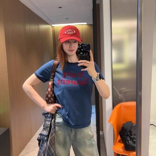 现货少见复古红蓝配色～薄款显瘦凉快弹力包边修身字母短袖T恤