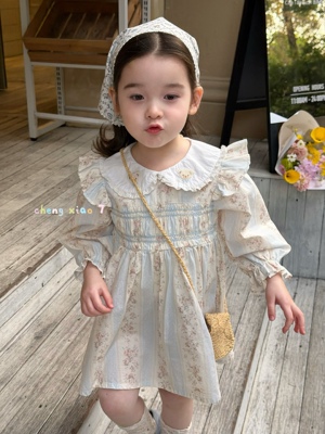 春新款女童碎花刺绣娃娃领连衣裙
