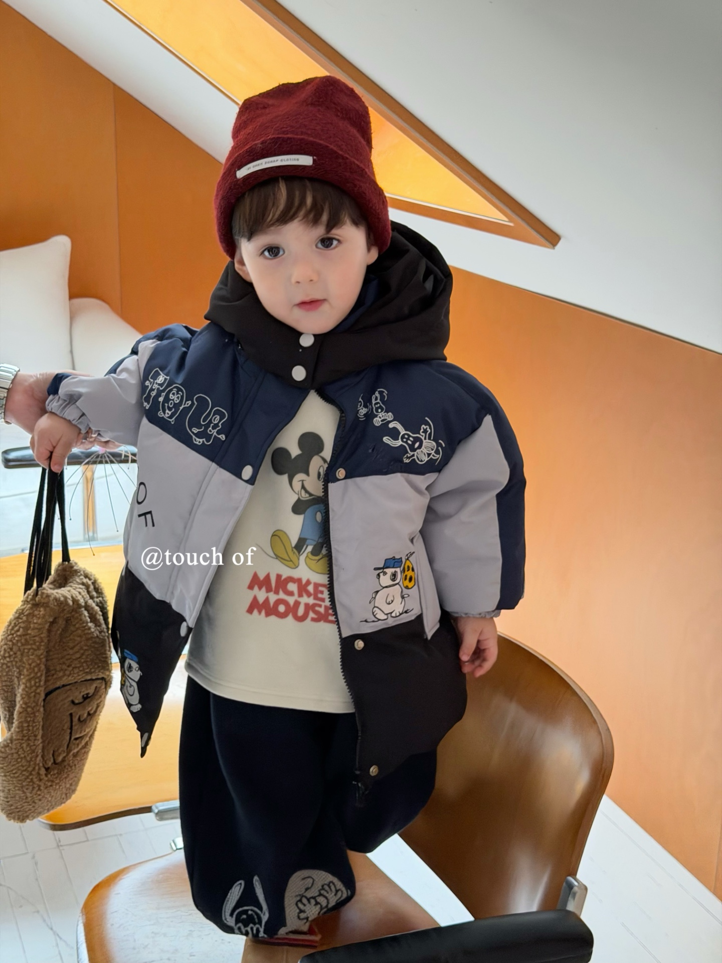 男童冬季新款拼色防风厚款羽绒服