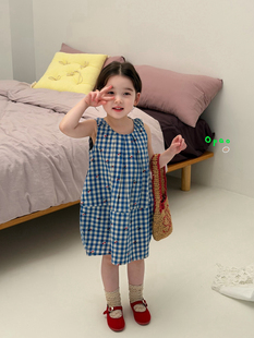 凡妈童装2026夏季新款女童小童韩系甜美小樱桃格子无袖棉布连衣裙