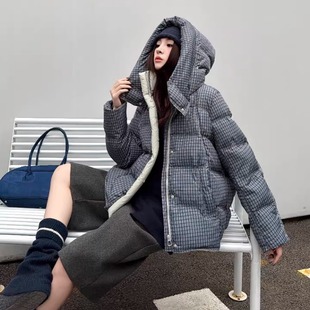 2025新款韩系格纹90白鸭绒羽绒服女冬季宽松保暖连帽短款冬装外套