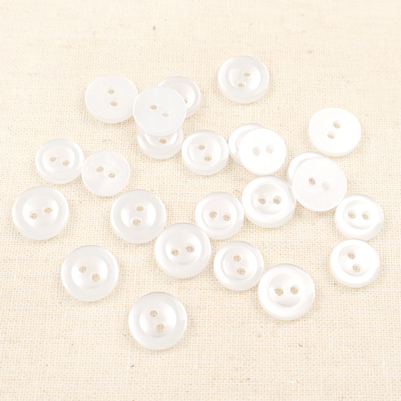 日本进口经典衬衫两孔纽扣白色树脂小扣子简约DIY缝纫开衫羊毛衫