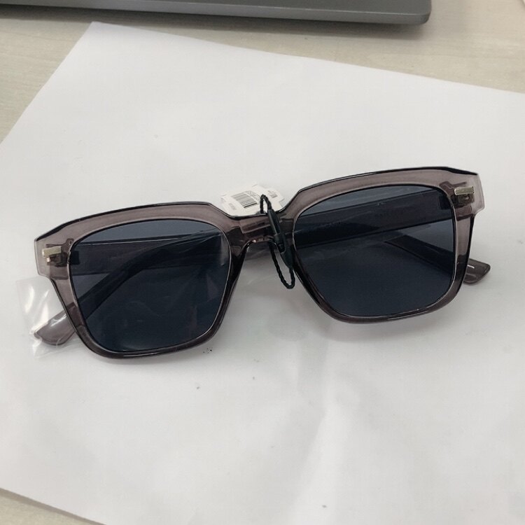 出口品牌尾货男女款中小脸太阳镜墨镜简单时尚防紫外线遮阳防晒