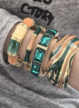 亚马逊跨境轻奢手镯滴油时尚新品组合套装压铸锌合金创意设计手镯