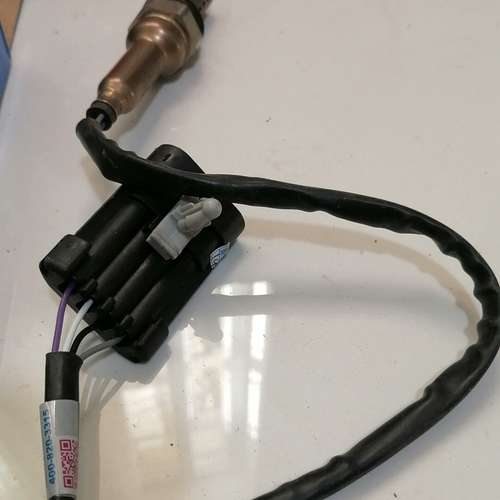 德尔福传感器2个，型号ES10802-11B1，带原议价。