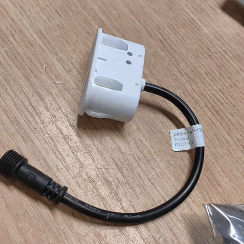 深圳导向机电超声波传感器KS104议价。