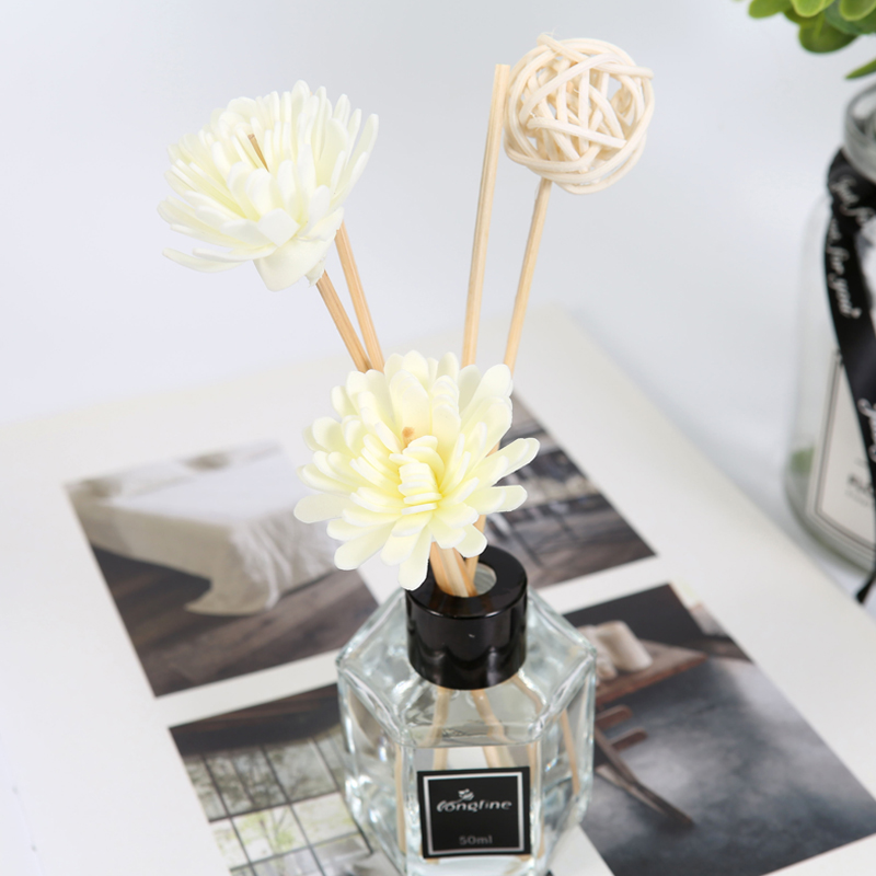 精油卧室内房间香水花空气清新剂