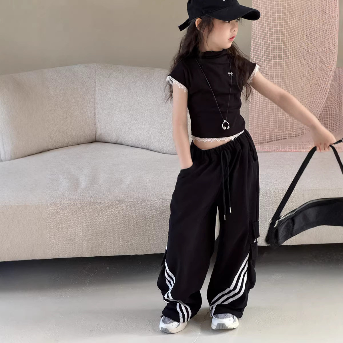 女童蕾丝花边正肩短袖T恤 儿童2026夏季新款修身辣妹短款上衣