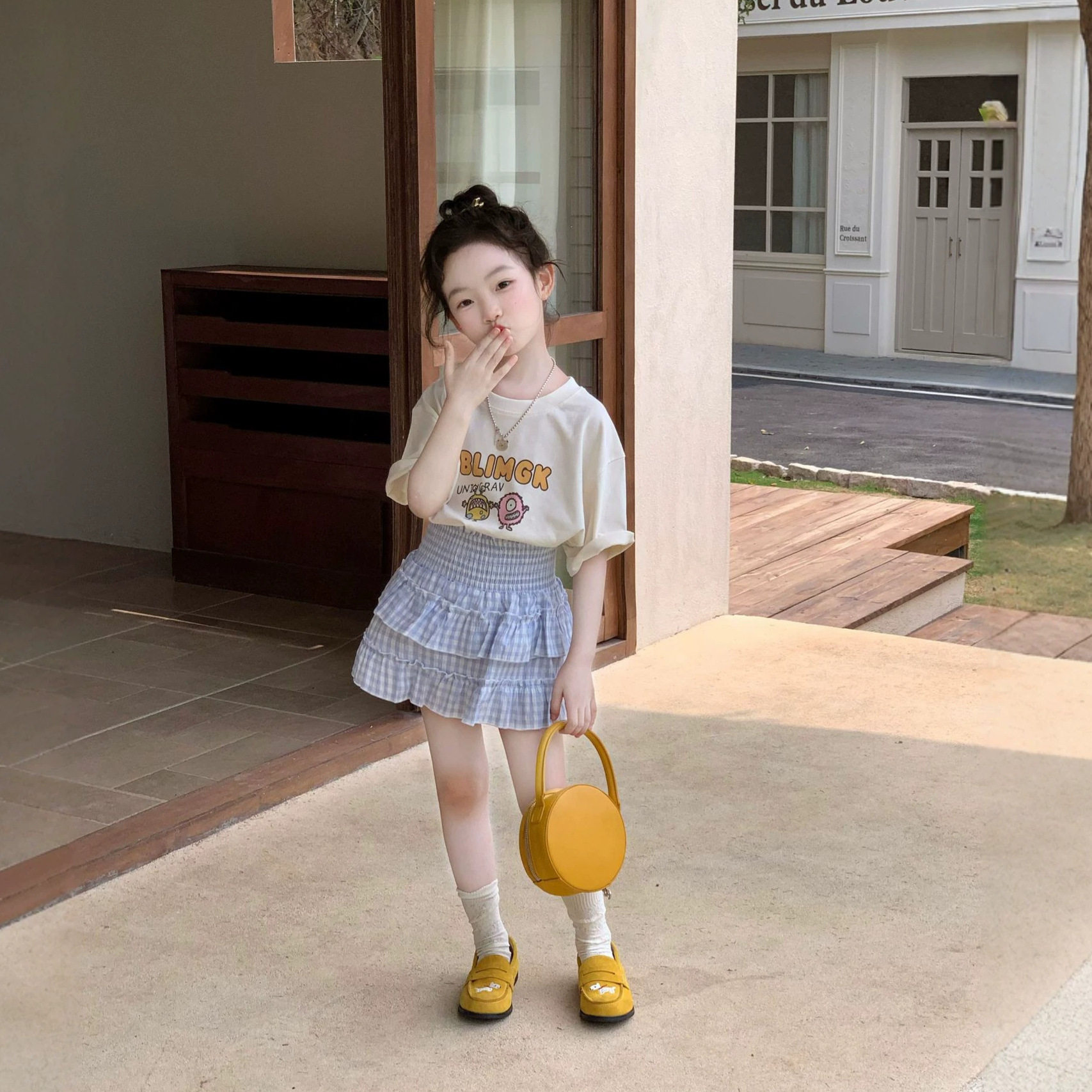 儿童T恤2026夏季女童韩版字母卡通印花短袖格子裙裤套装洋气