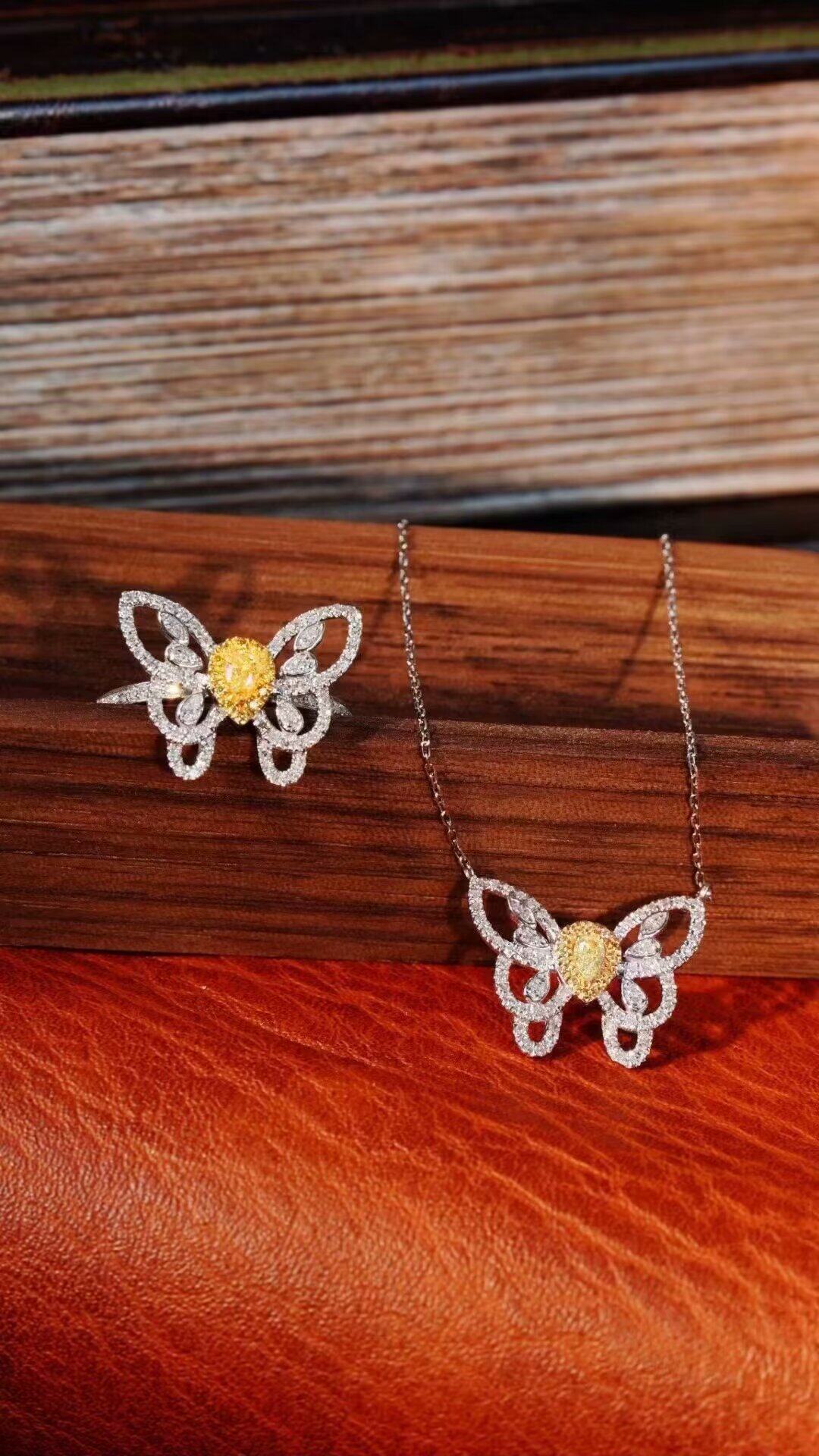 18K金女镶嵌 天然南非高品质钻石戒指项链蝴蝶套装真金真钻送证书