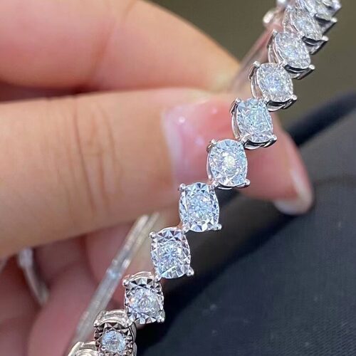18K白金女款镶嵌1.2克拉天然南非高品质钻石手镯真金真钻石送证书
