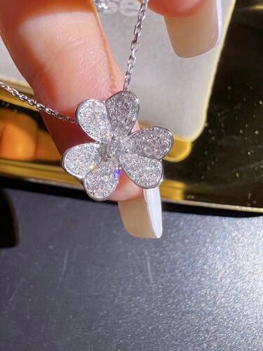 女18K金镶0.4克拉天然南非高品质钻石圆钻满钻三叶草项链真金真钻