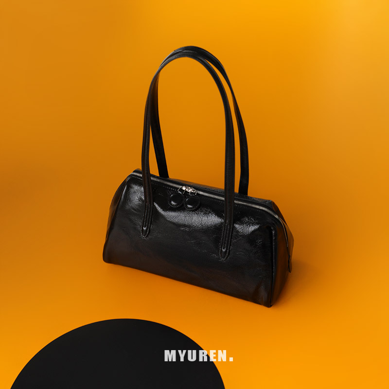 头层牛皮腋下包包女通勤2025春夏新款单肩法棍包高级质感轻奢小众