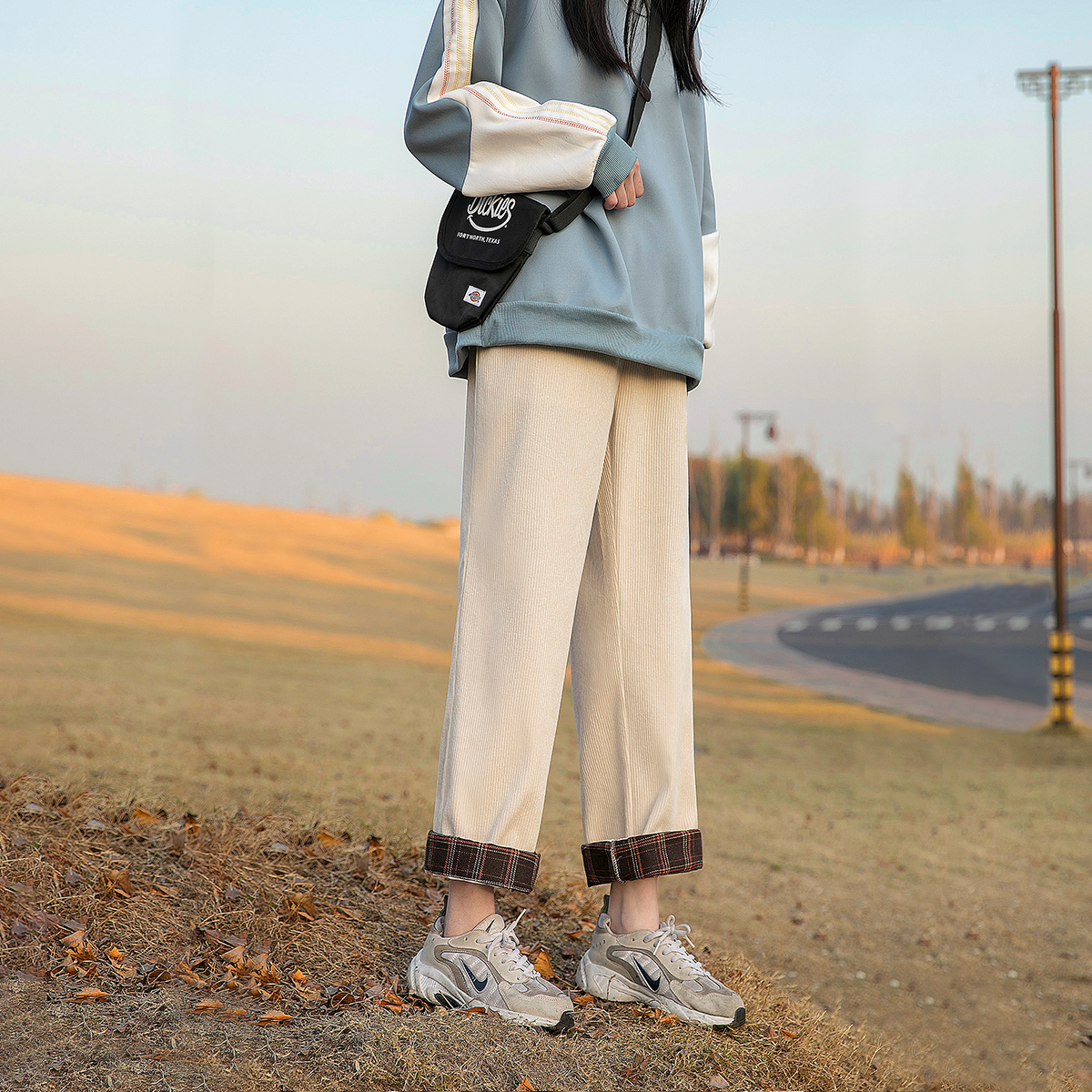 K32-P50加绒P60女模秋冬灯芯绒拼接宽松直筒裤男女休闲裤子,男装卫衣,电商B327
