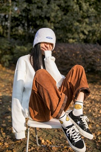 K32-P50  加绒P60  女模秋冬灯芯绒拼接宽松直筒裤男女休闲裤子图片