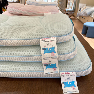 轻奢儿童布丁透气软管枕头天丝三明治网布PE软管分区学生枕芯柔软