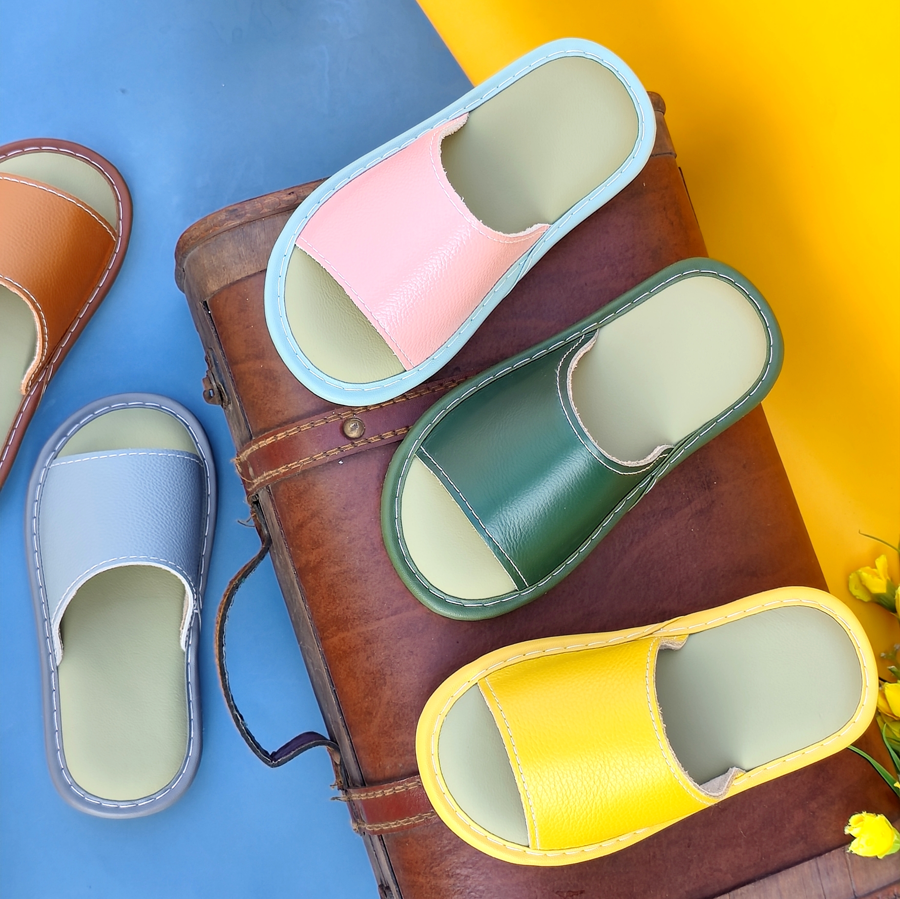 真皮小孩透气防滑软底凉拖鞋