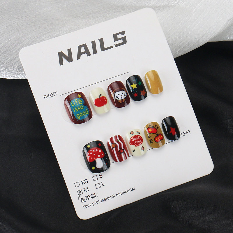 穿戴甲短款可爱卡通少女新年贺岁平安短圆穿戴美甲贴片可拆卸甲片,彩妆/香水/美妆工具,美甲工具,淘宝优惠券,粉丝福利购,淘宝优惠卷