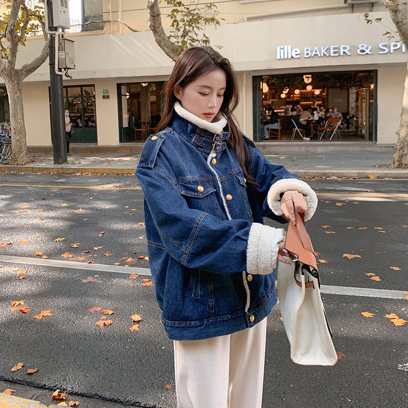 已出货226-A233-P185 2022冬季新款牛仔内里羊羔毛外套女 控价268图片
