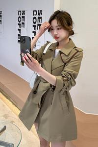 226-A56-P155  2022春季新款风衣女  控价218图片