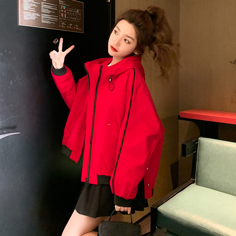 超好看红色工装外套女2025春秋新款设计感小个子休闲短款冲锋衣潮,女装短外套,惟卡贝娜