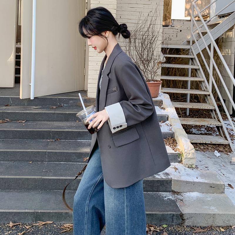 高级感双排扣西装外套女2025春季新款韩版气质通勤灰色休闲小西服,女装西装,惟卡贝娜